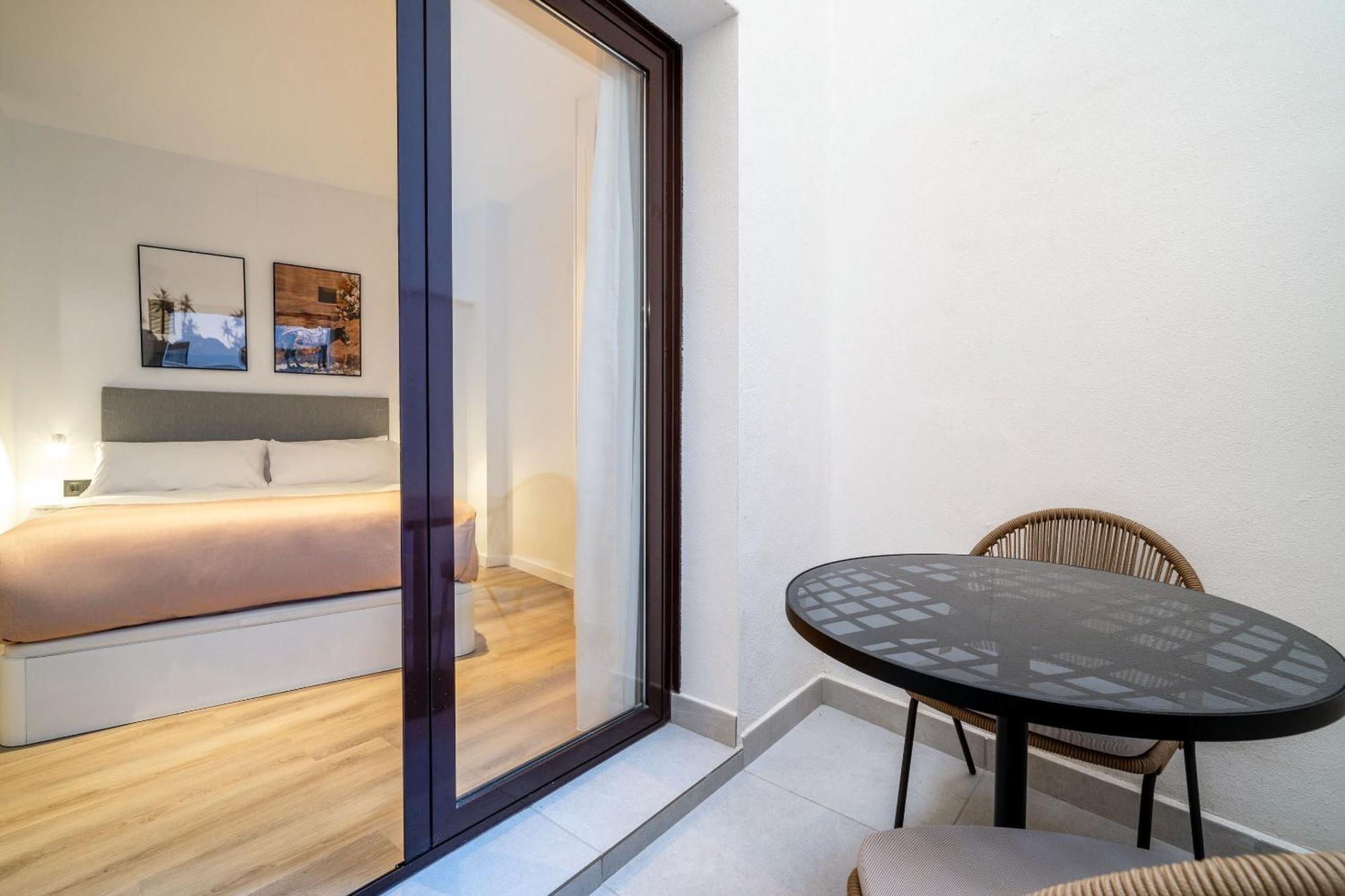 Limehome Malaga Calle Victoria Eksteriør billede