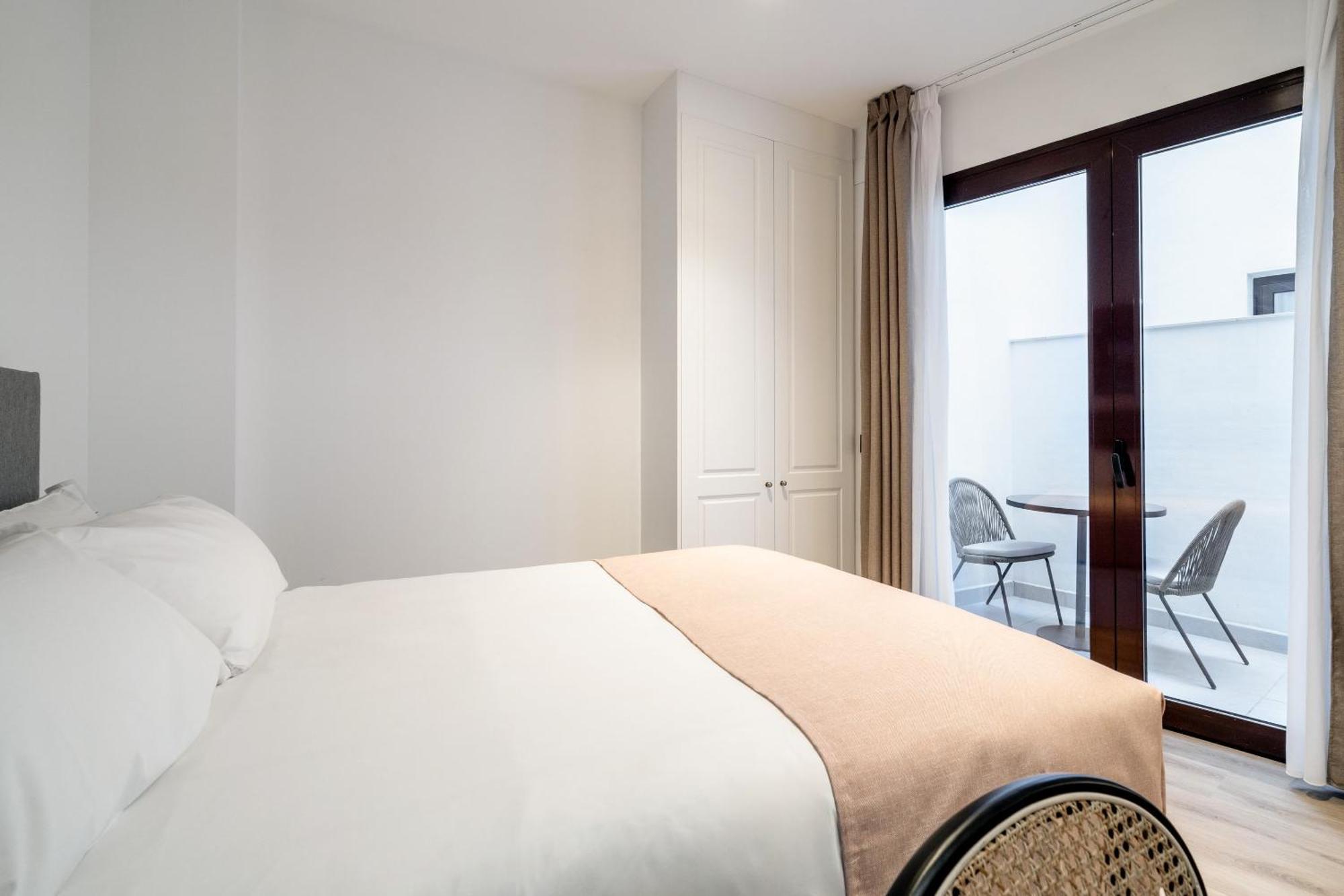 Limehome Malaga Calle Victoria Værelse billede