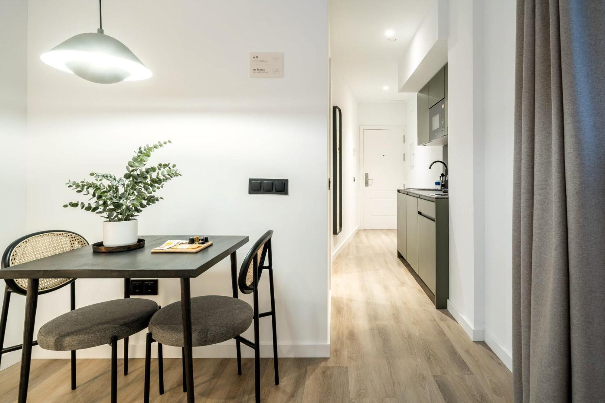 Limehome Malaga Calle Victoria Eksteriør billede