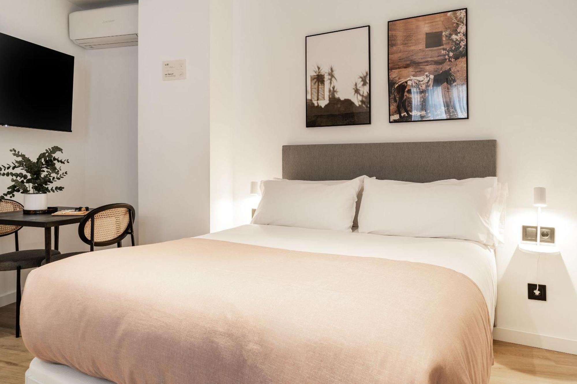 Limehome Malaga Calle Victoria Værelse billede