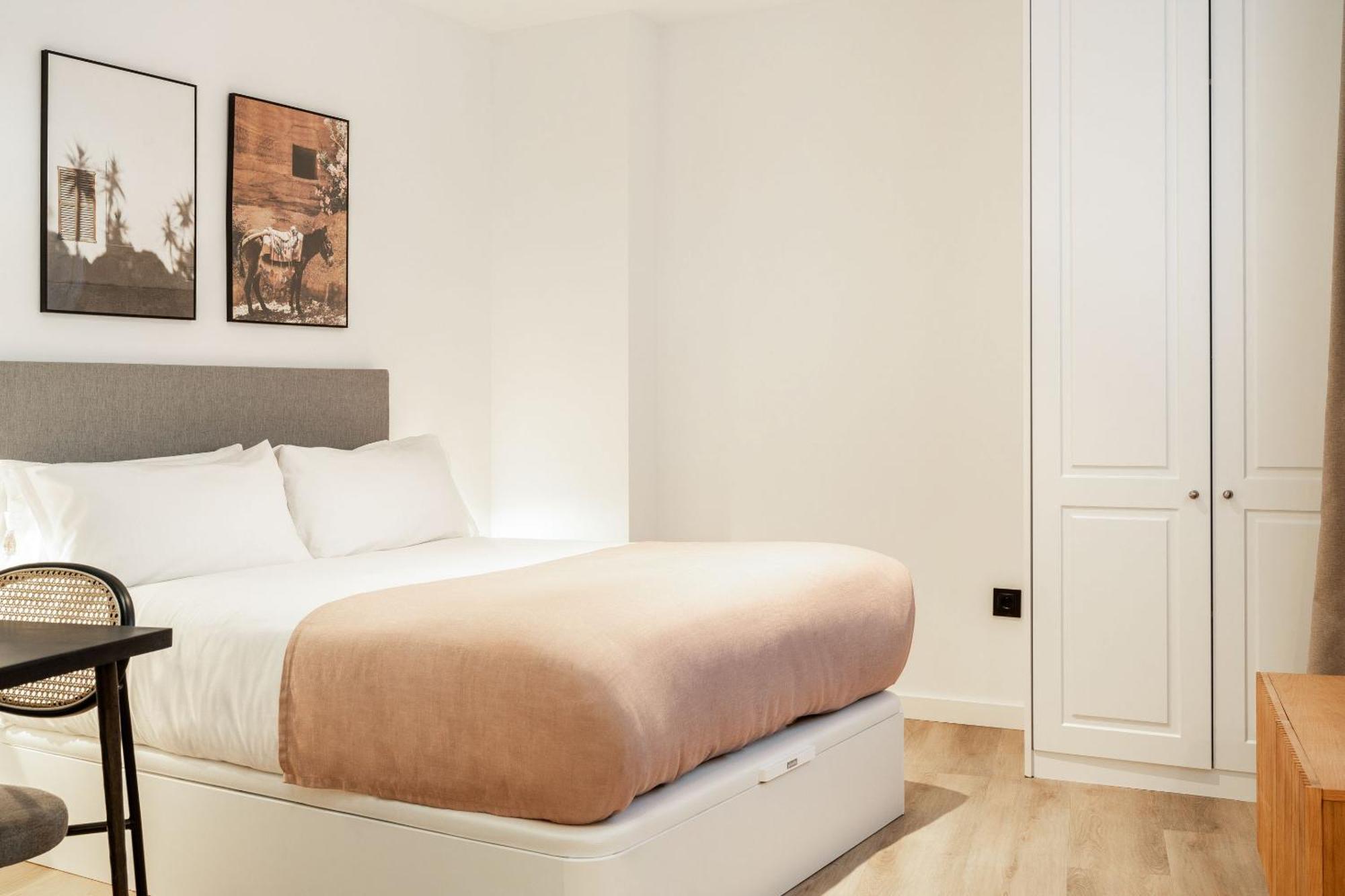 Limehome Malaga Calle Victoria Værelse billede