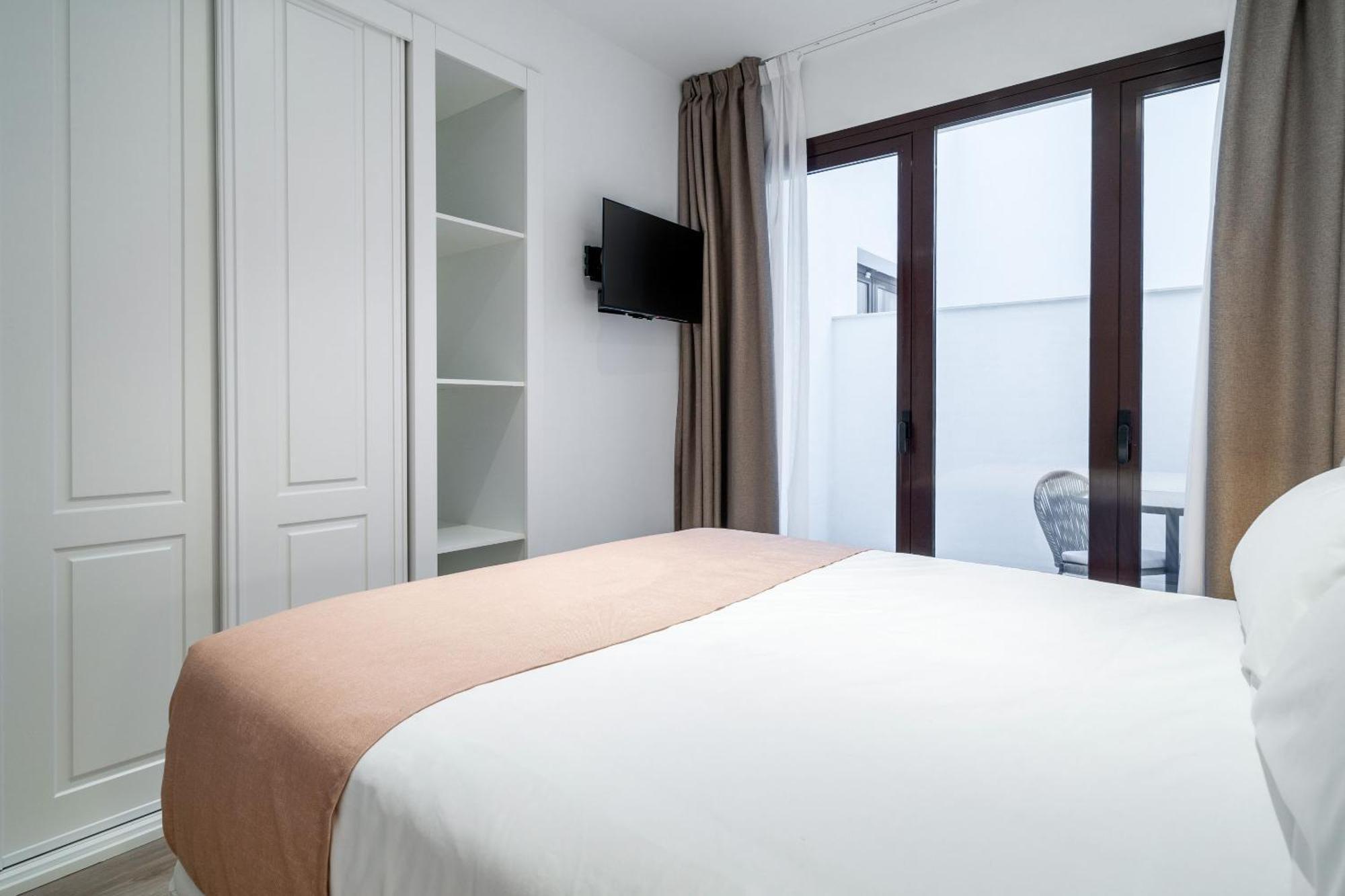 Limehome Malaga Calle Victoria Værelse billede