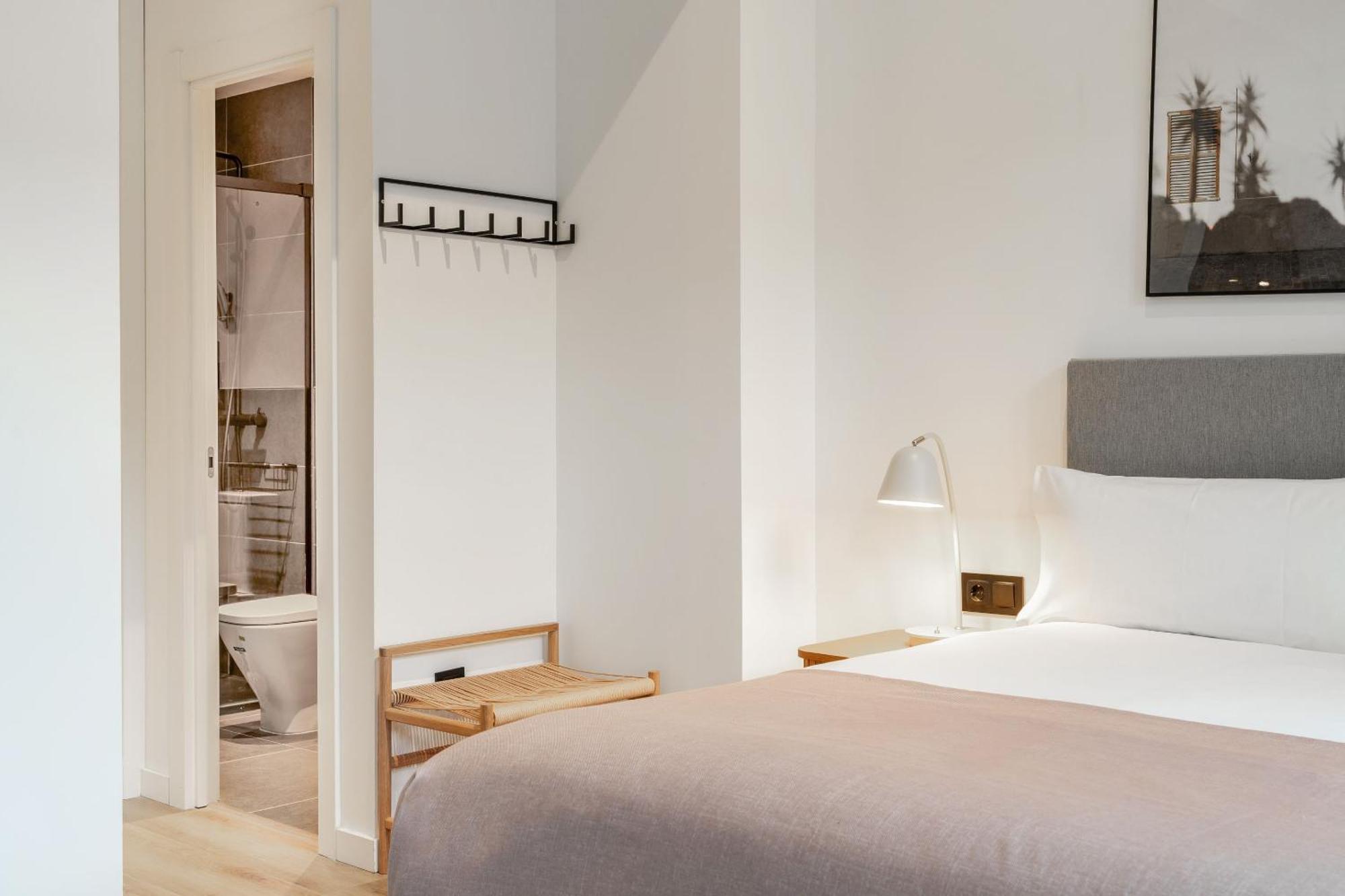 Limehome Malaga Calle Victoria Værelse billede