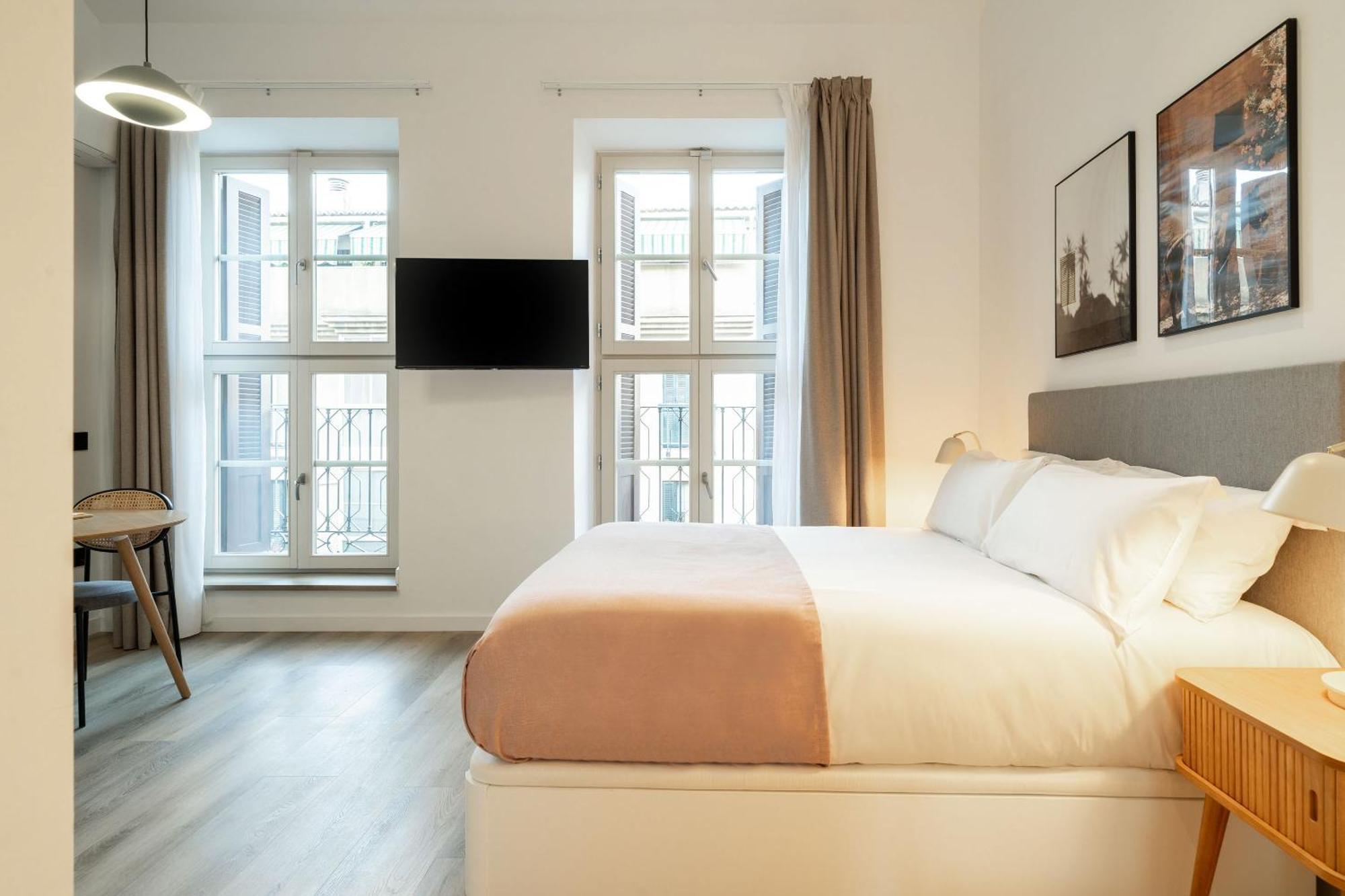 Limehome Malaga Calle Victoria Eksteriør billede