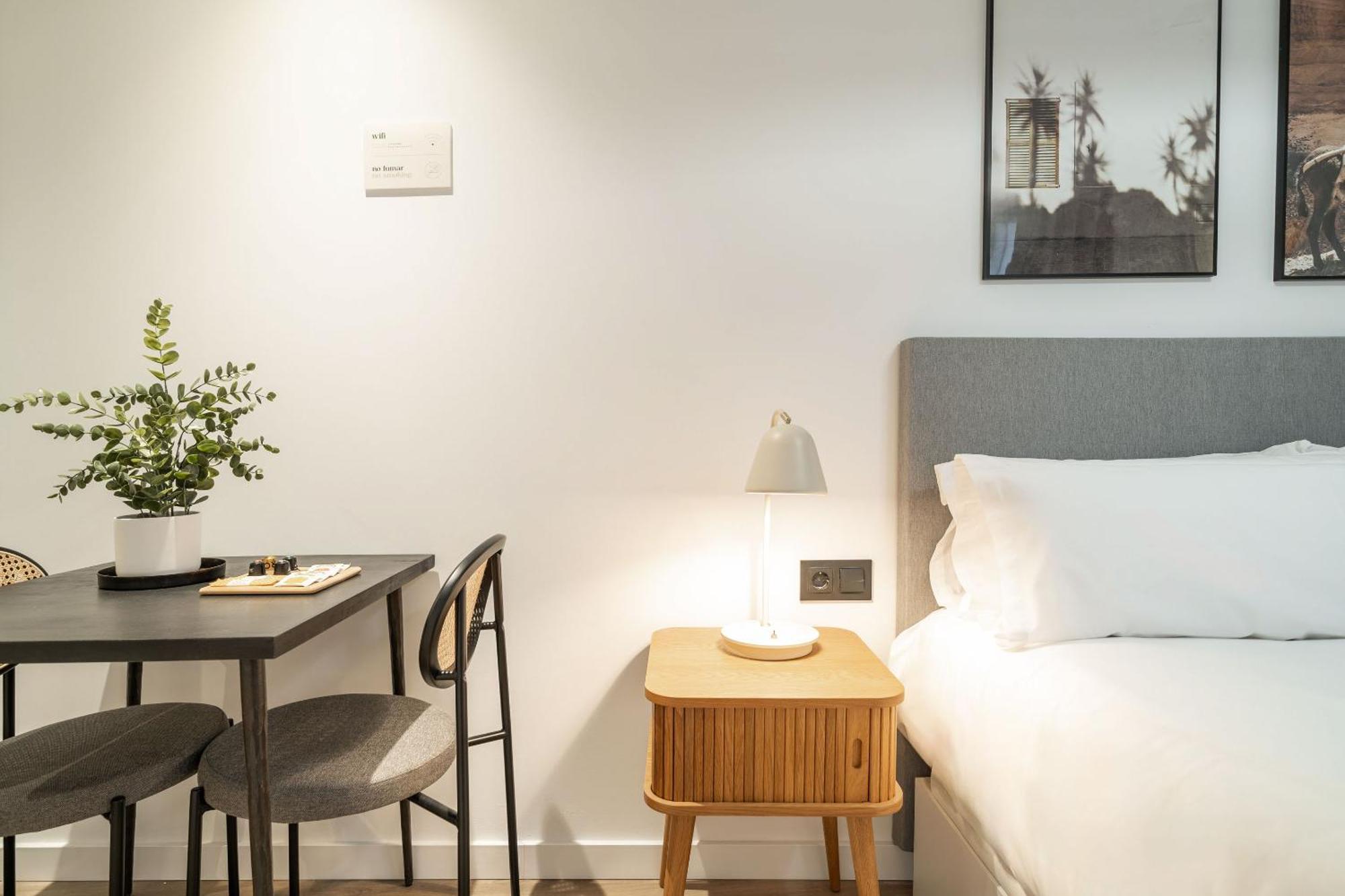 Limehome Malaga Calle Victoria Eksteriør billede