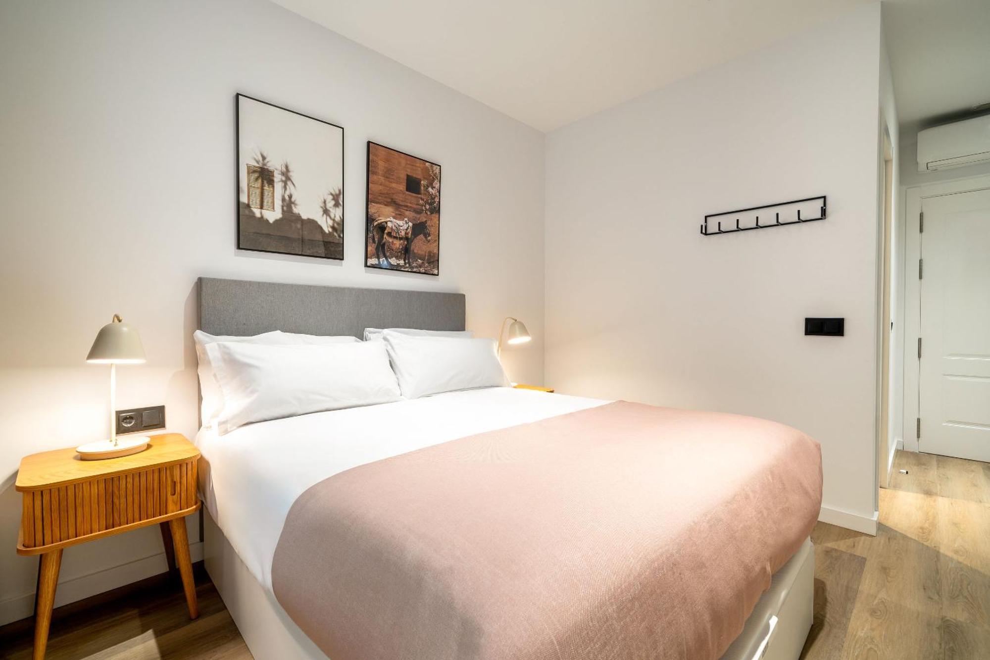 Limehome Malaga Calle Victoria Eksteriør billede